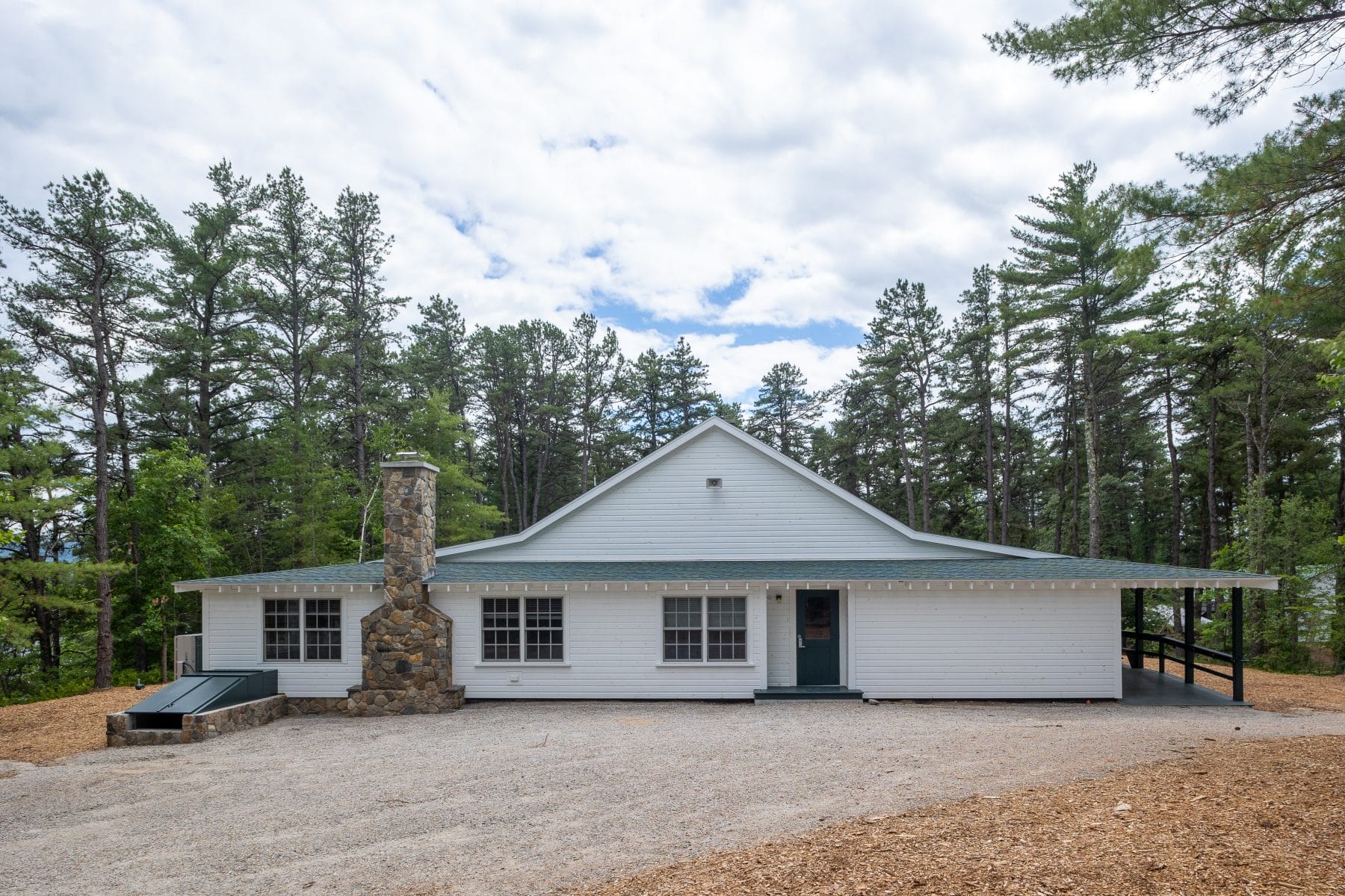 076_CNH-Lodge_06-19-26